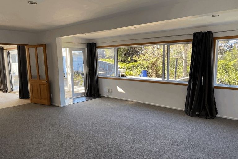 Photo of property in 65 Hebron Road, Waiake, Auckland, 0630
