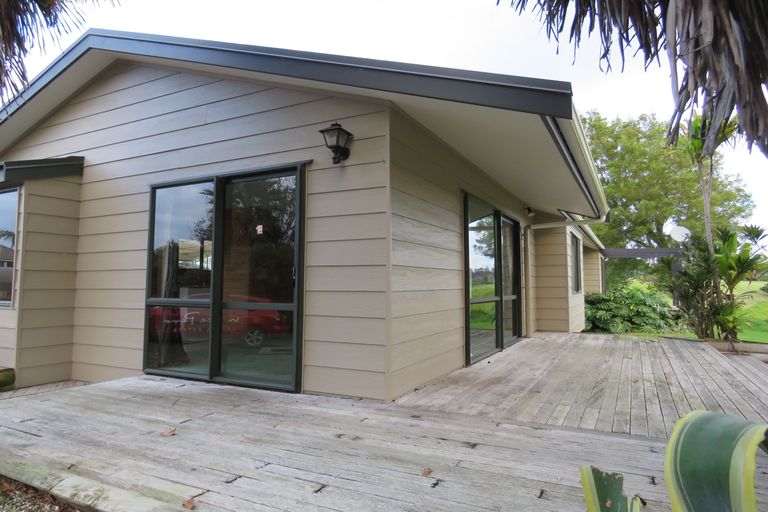 Photo of property in 1 Rarere Terrace, Kerikeri, 0230