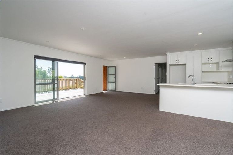 Photo of property in 8 Kuaka Crescent, Mangawhai, 0505