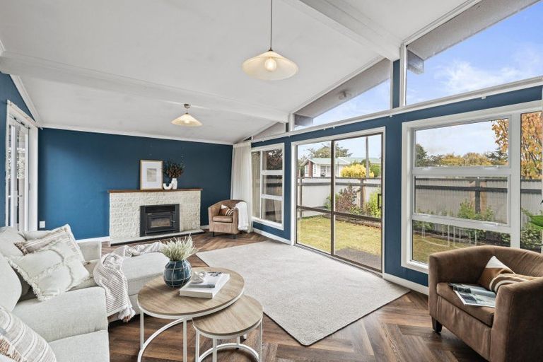 Photo of property in 27 Dewe Avenue, Feilding, 4702