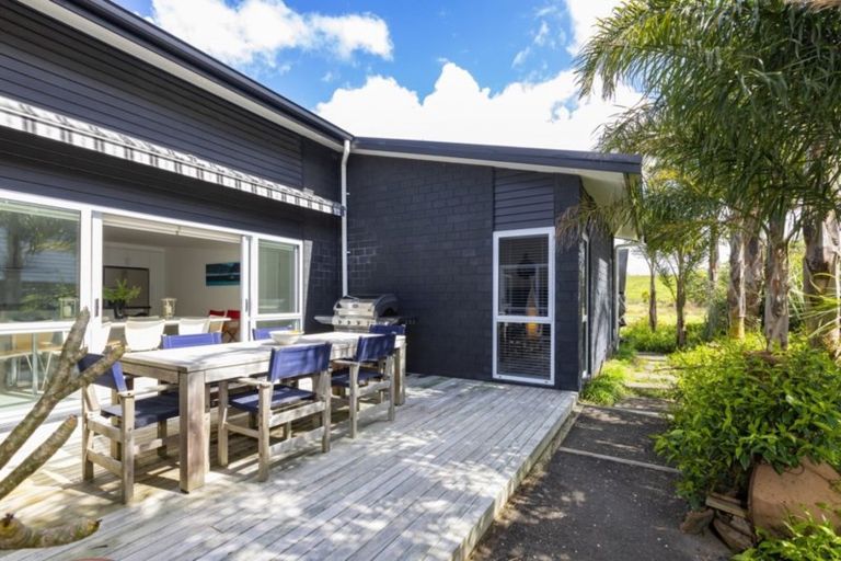 Photo of property in 168 Mangatawhiri Road, Omaha, Warkworth, 0986