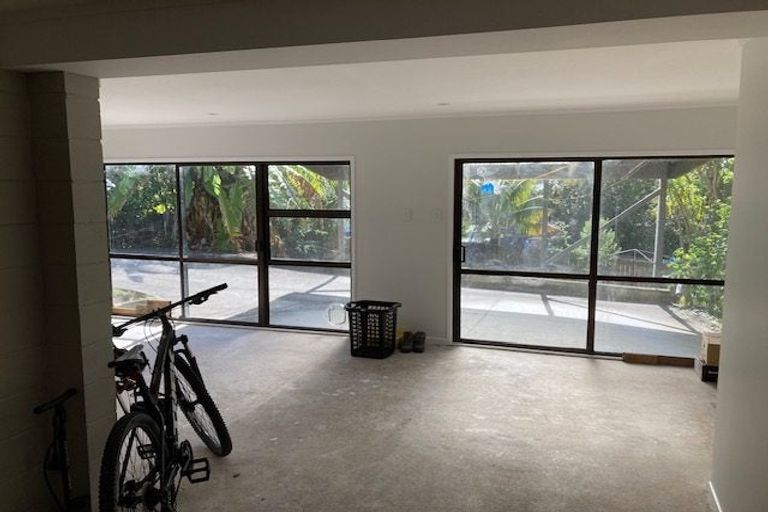 Photo of property in 3 Hilling Street, Titirangi, Auckland, 0604