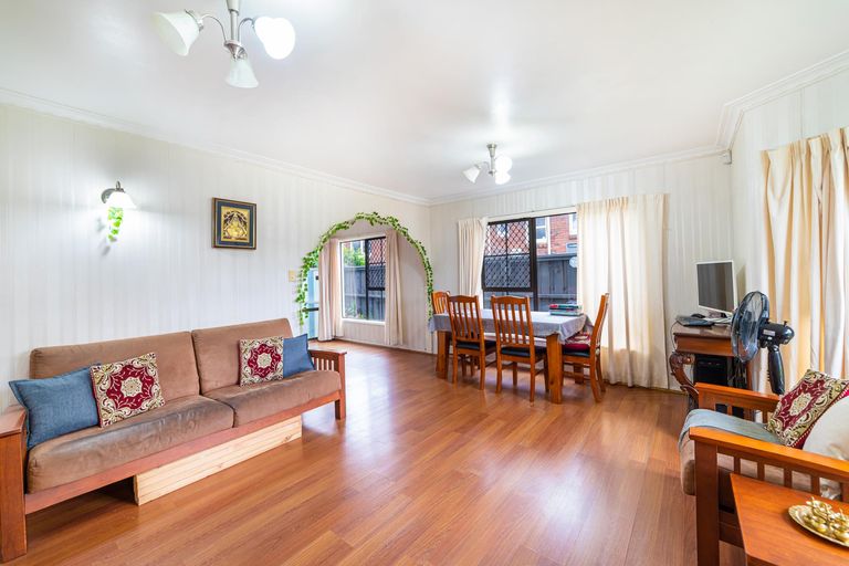 Photo of property in 1/7 Hororata Road, Hauraki, Auckland, 0622