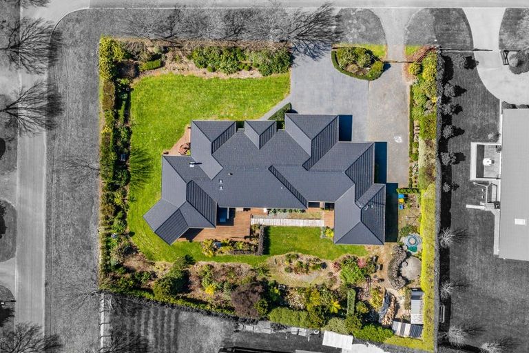 Photo of property in 35 Pinot Crescent, Ohau, 5570