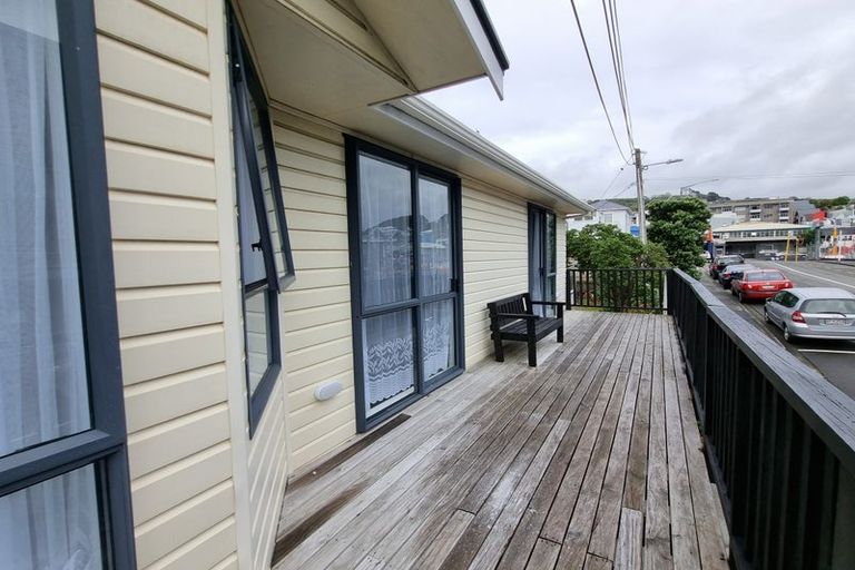 Photo of property in 6 Hospital Road, Newtown, Wellington, 6021