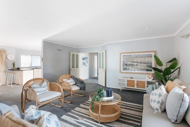 Photo of property in 53 Dalton Drive, Papamoa Beach, Papamoa, 3118