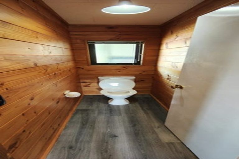 Photo of property in 5 Shackle Lane, Whitby, Porirua, 5024