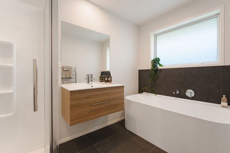 Photo of property in 30 Hass Drive, Ohauiti, Tauranga, 3112