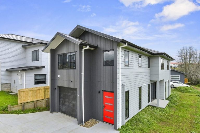 Photo of property in 10 Ambedkar Way, Pukekohe, 2120