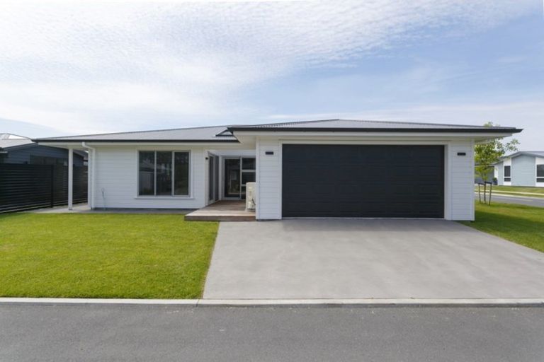 Photo of property in 28 Bastille Court, Rangatira Park, Taupo, 3330