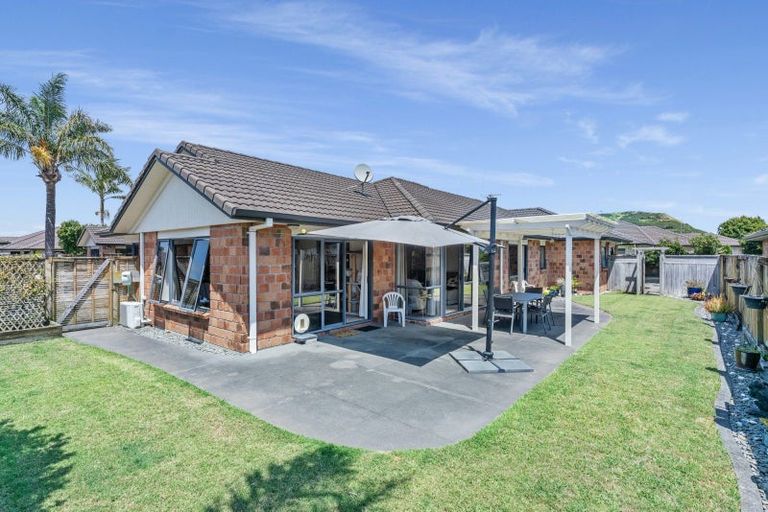 Photo of property in 15 Popata Close, Papamoa Beach, Papamoa, 3118