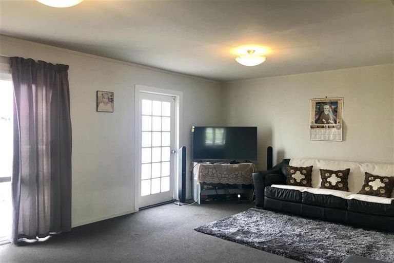 Photo of property in 1/146b Great South Road, Manurewa, Auckland, 2102
