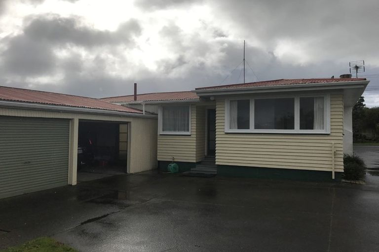 Photo of property in 118 Helvetia Road, Pukekohe, 2120