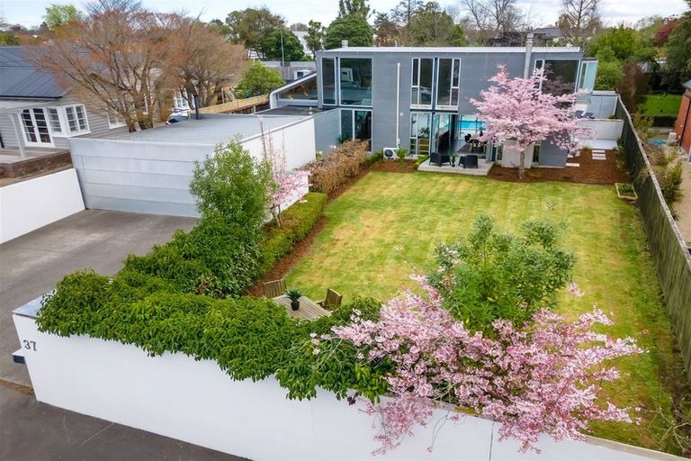 Photo of property in 37 Clifford Avenue, Merivale, Christchurch, 8014