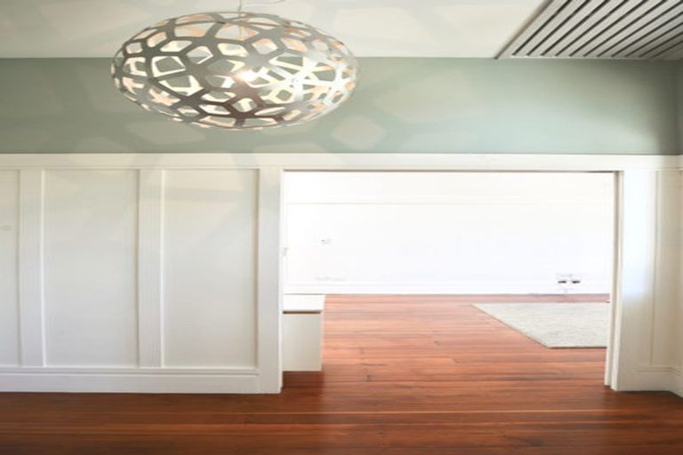 Photo of property in 67 Sar Street, Wadestown, Wellington, 6012