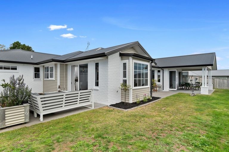 Photo of property in 24 Mervyn Place, Ohauiti, Tauranga, 3112