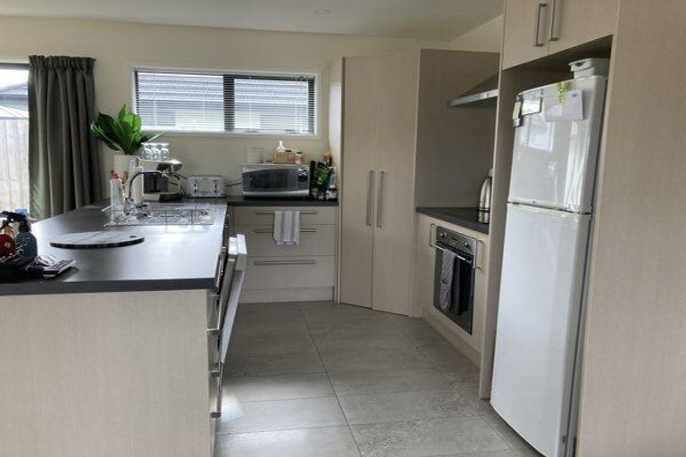 Photo of property in 18 Noodlum Way, Halswell, Christchurch, 8025