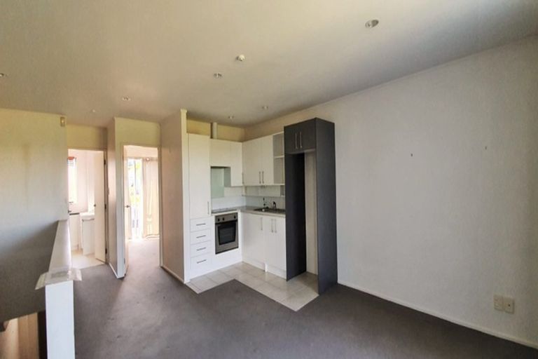 Photo of property in 9/15 Bishop Lenihan Place, East Tamaki, Auckland, 2013