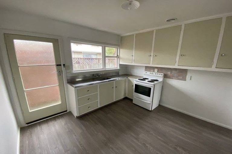 Photo of property in 2/11 Maxwell Street, Riccarton, Christchurch, 8041