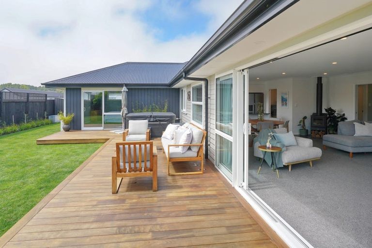 Photo of property in 68 Parsonage Road, Woodend, 7610