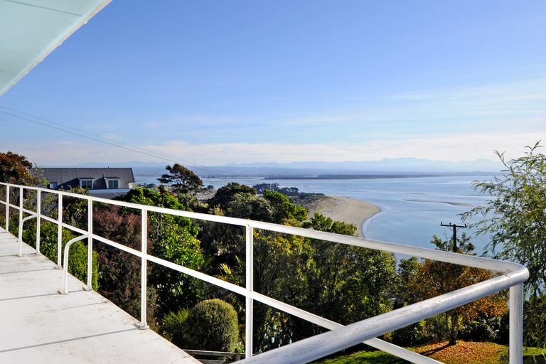 Photo of property in 1 Moncrieff Avenue, Britannia Heights, Nelson, 7010