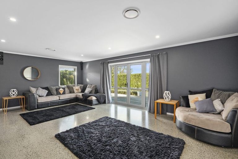 Photo of property in 583 State Highway 16, Kumeu, 0891