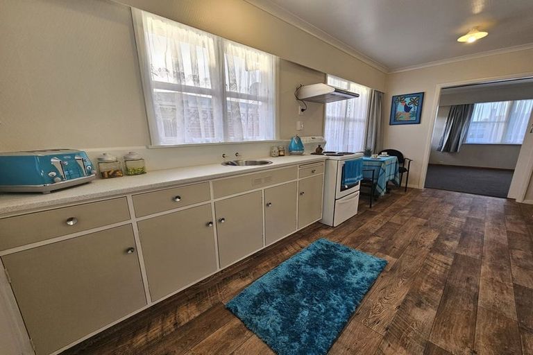 Photo of property in 33 Stuckey Street, Levin, 5510