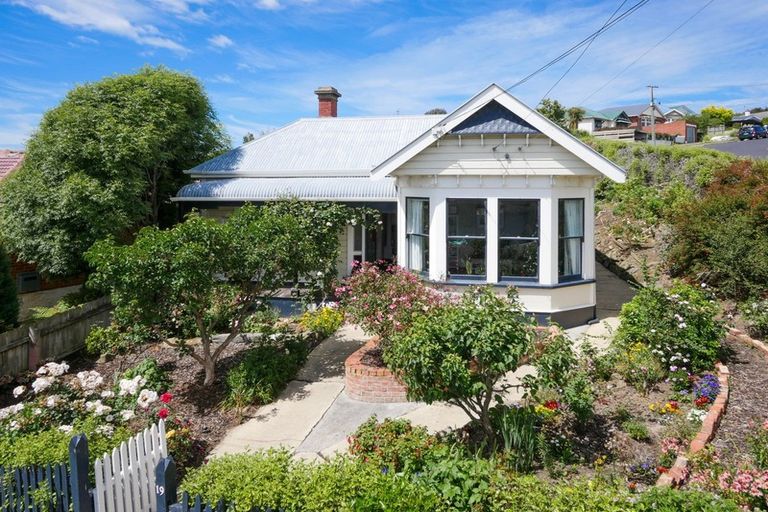 Photo of property in 19 Ryehill Street, Calton Hill, Dunedin, 9012