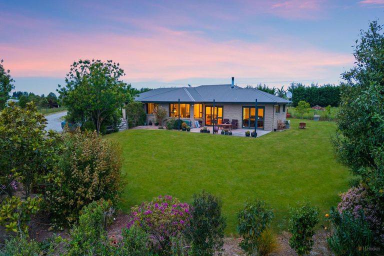 Photo of property in 964 Rolling Ridges Road, Levels Valley, Timaru, 7975