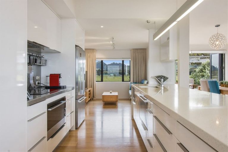 Photo of property in 154 Seaforth Road, Waihi Beach, 3611