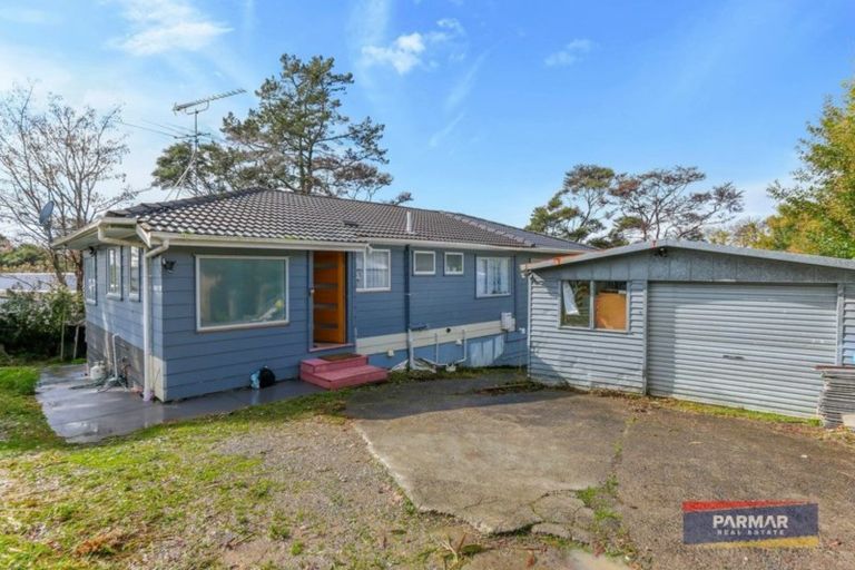 Photo of property in 64 Reynella Drive, Massey, Auckland, 0614