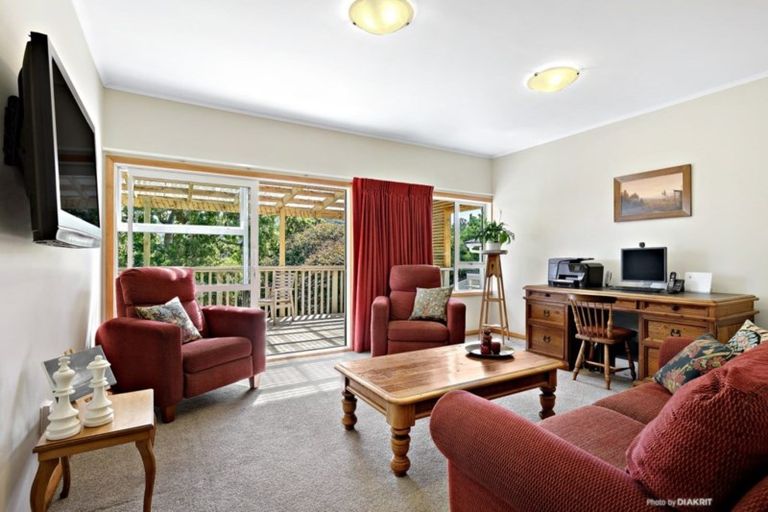 Photo of property in 109 Totara Road, Miramar, Wellington, 6022