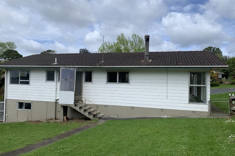 Photo of property in 30 Keegan Drive, Massey, Auckland, 0614