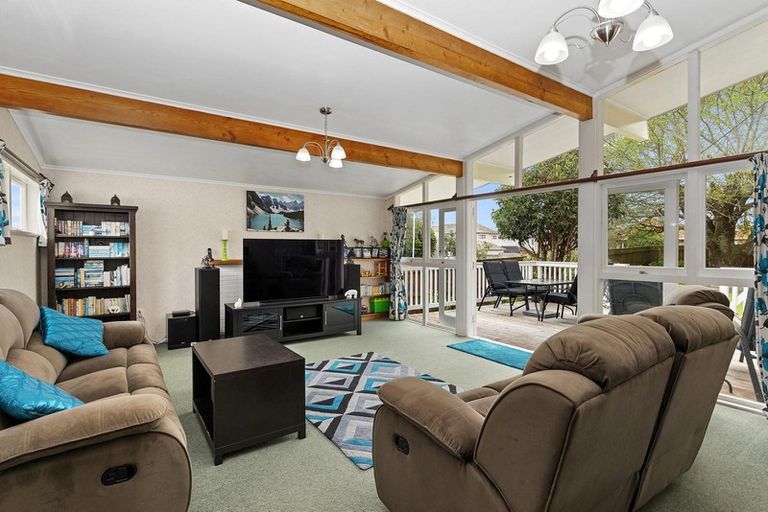 Photo of property in 93 Mcleod Road, Te Atatu South, Auckland, 0610