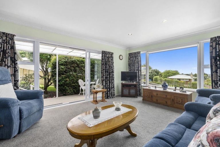 Photo of property in 24 Highfield Crescent, Brookfield, Tauranga, 3110