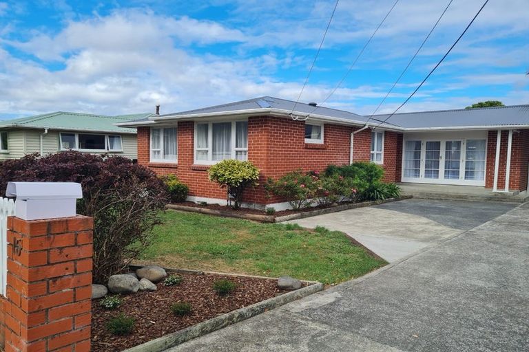 Photo of property in 15 Charles Street, Clouston Park, Upper Hutt, 5018