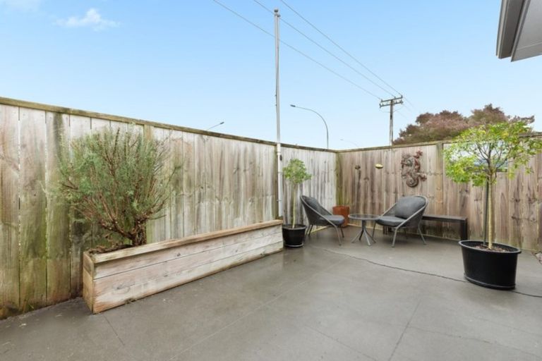 Photo of property in 5 Lennon Way, Papamoa Beach, Papamoa, 3118