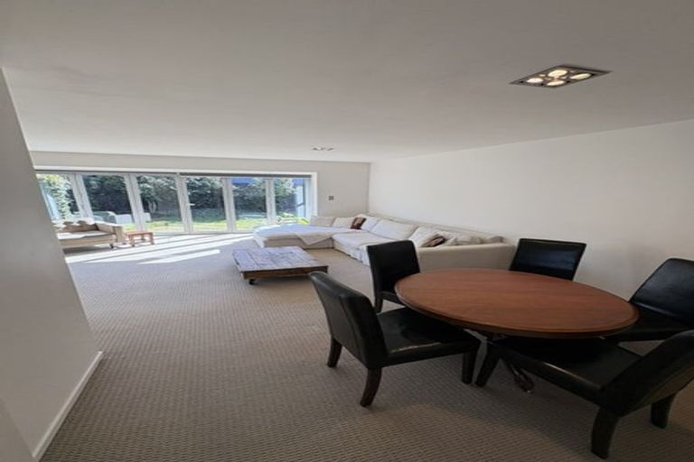 Photo of property in 21 Holmwood Road, Merivale, Christchurch, 8014