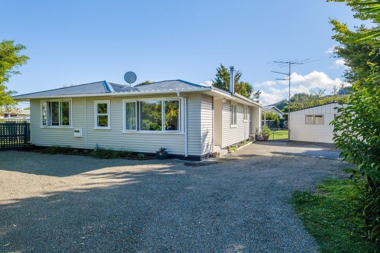 Photo of property in 10 Ayton Street, Mangapapa, Gisborne, 4010