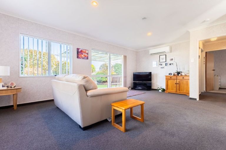 Photo of property in 9a Saxton Street, Levin, 5510
