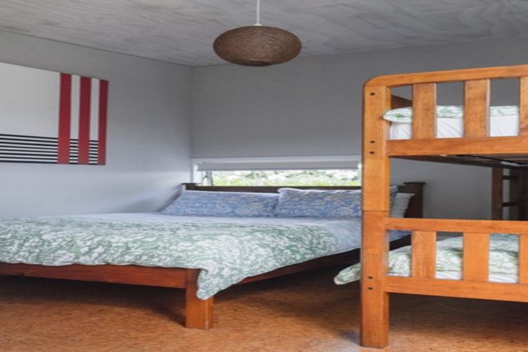 Photo of property in 36b Tasman Parade, Oakura, 4314