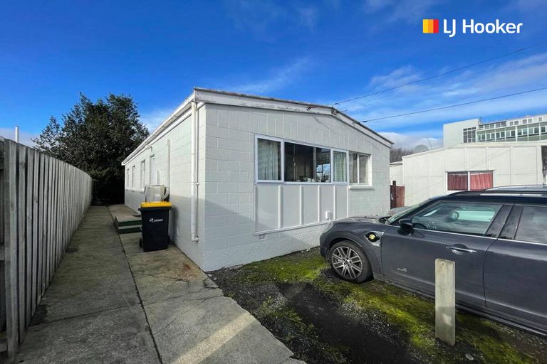 Photo of property in 5 Clarendon Street, North Dunedin, Dunedin, 9016