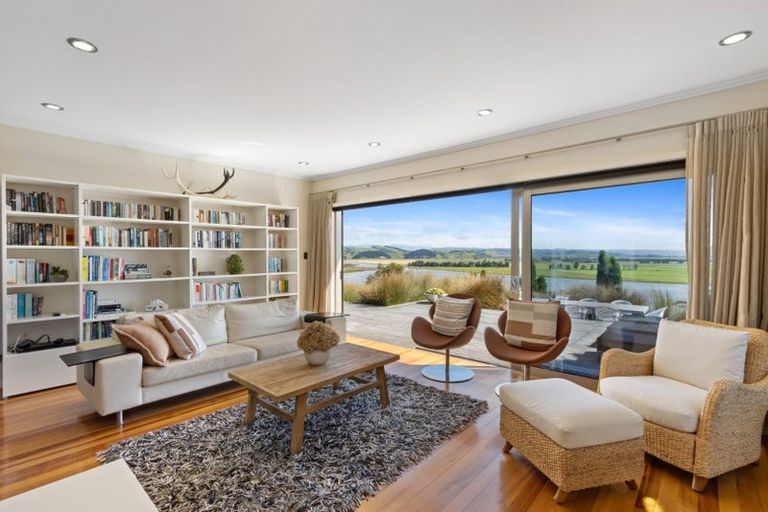 Photo of property in 292 Poraiti Road, Poraiti, Napier, 4182