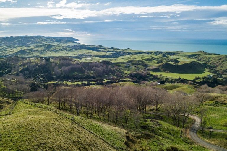 Photo of property in 1504 Waimarama Road, Waimarama, Havelock North, 4294