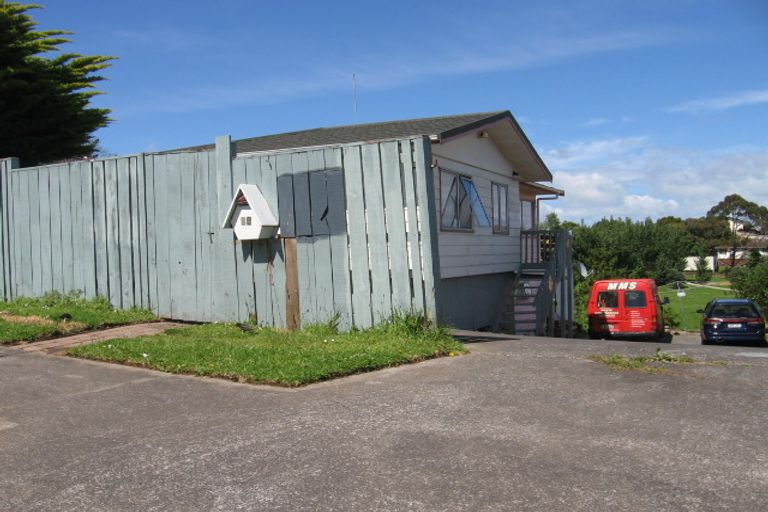 Photo of property in 24 Beaufort Place, Papatoetoe, Auckland, 2025