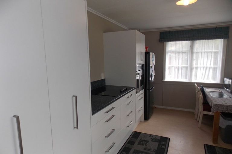 Photo of property in 3 Wilson Road, Hunterville, 4730