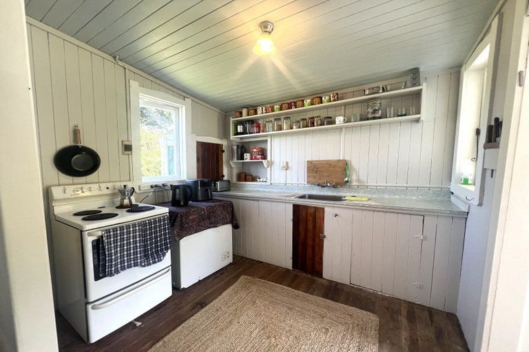 Photo of property in 15 Kawana Street, Piopio, 3912