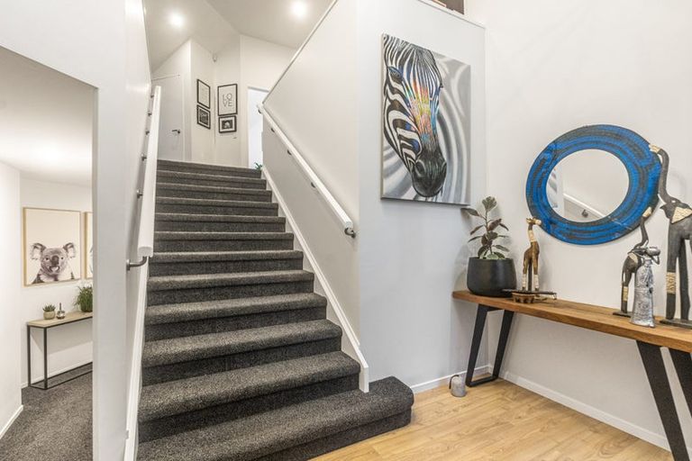 Photo of property in 5 Ti Tree Lane, Stanmore Bay, Whangaparaoa, 0932