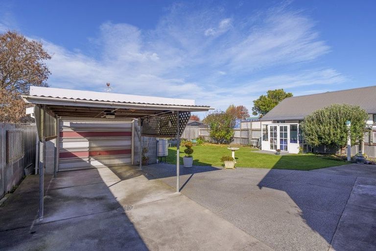 Photo of property in 5 Leacroft Street, Bishopdale, Christchurch, 8053