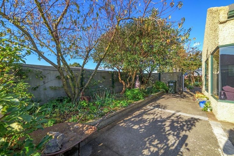 Photo of property in 1 Strachan Way, Highbury, Palmerston North, 4412